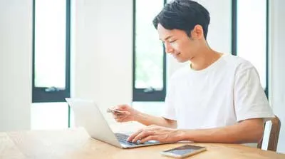 クレジットカードの作り方は？申込みの流れを解説