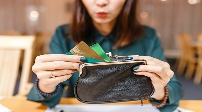 クレジットカードの現金化の問題点は？利用してはいけない理由とリスクを解説