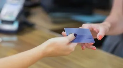 クレジットカードの一括払いとは？メリットを解説