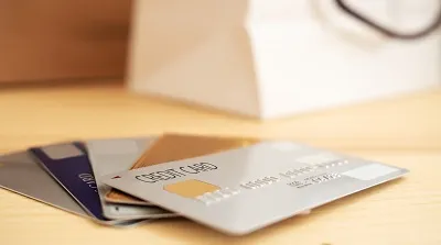 クレジットカードのご利用可能枠が勝手に上がる理由は？