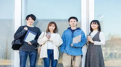 18歳になったらできることは？注意点も解説 