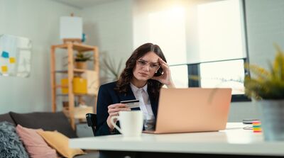 クレジットカードは何枚持つのがベスト？選び方も紹介